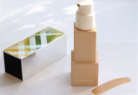 burberry bb glow dark|burberry bright glow foundation.